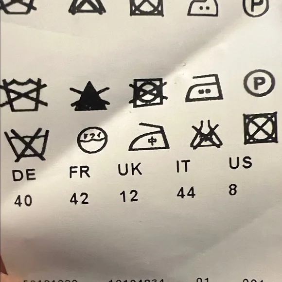 Hugo Boss Classic Black Pencil Skirt - Picture 5 of 7